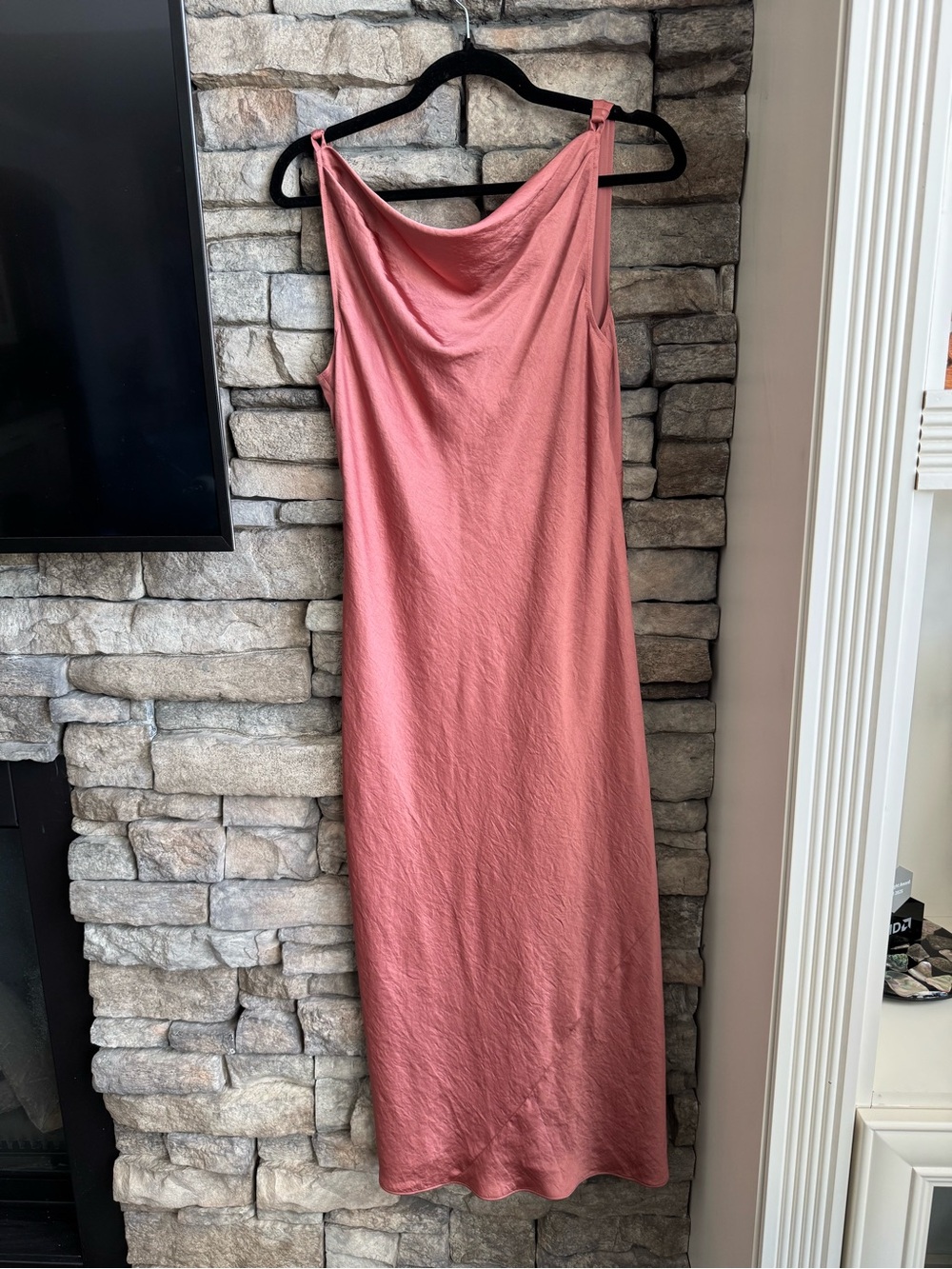 Aritzia Sleeveless Cowl Midi Dress in Dusty Pink